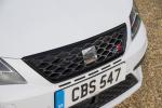 Seat Leon ST Cupra 300 2017 года (UK)